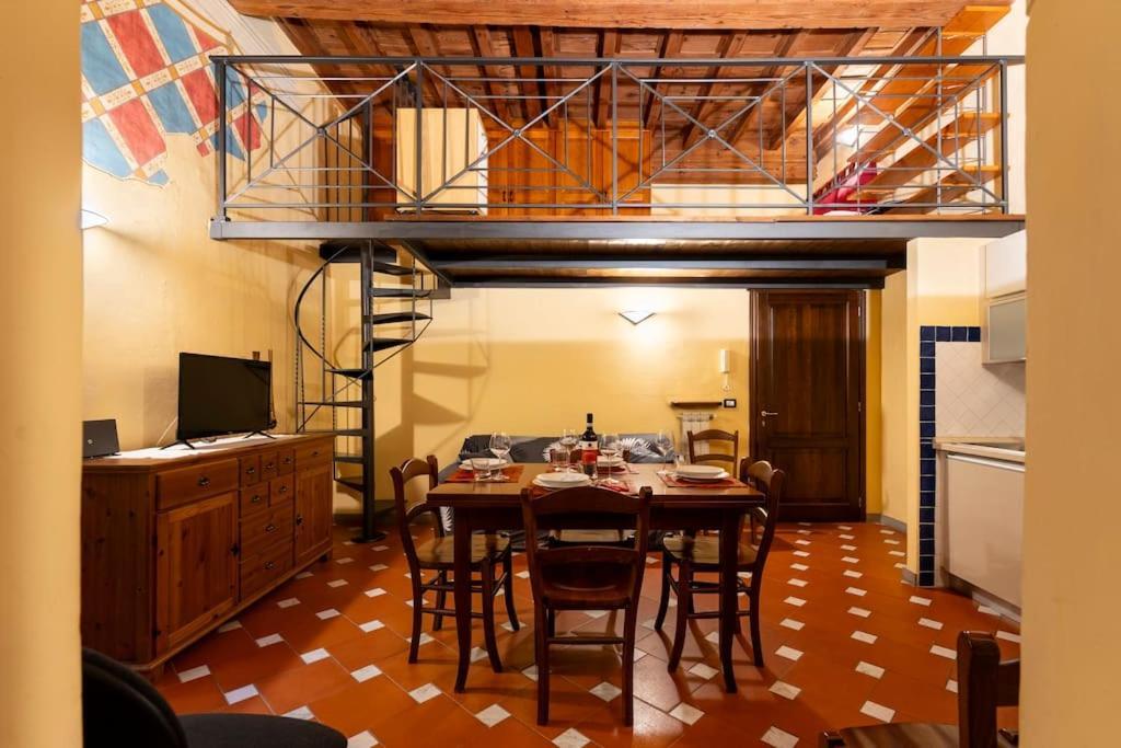 פירנצה Keys Of Italy - Serragli 55 - Stile Rustico Rinascimentale In Oltrarno מראה חיצוני תמונה